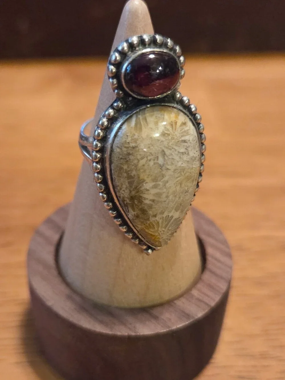 Sterling Silver Beige Fossil & Garnet Teardrop Statement Ring
